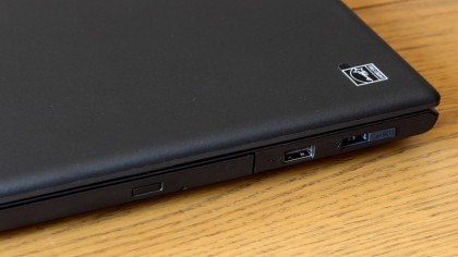 Lenovo E550 side